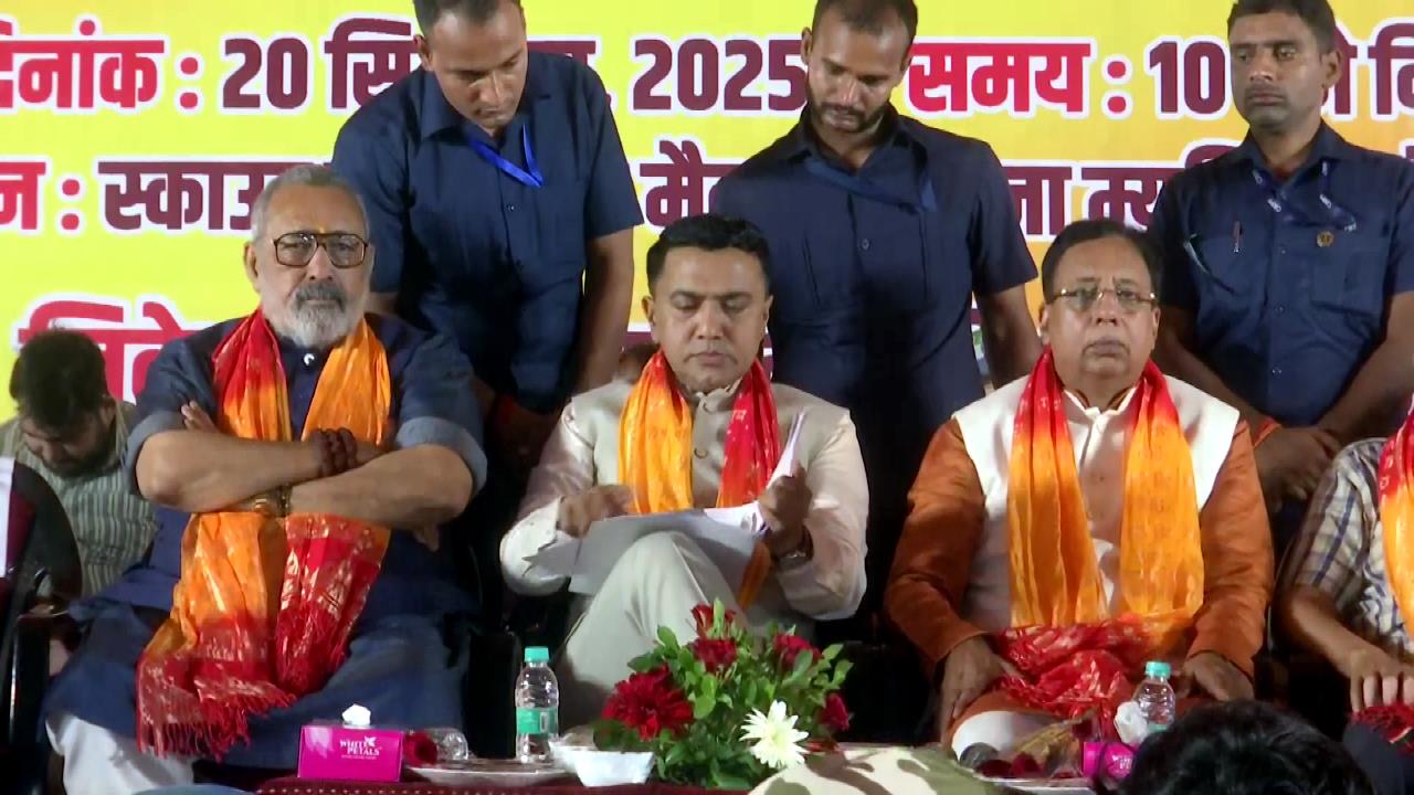 बिहार में चुनावी रणनीति पर चर्चा करती इंडिया गठबंधन की टीम
