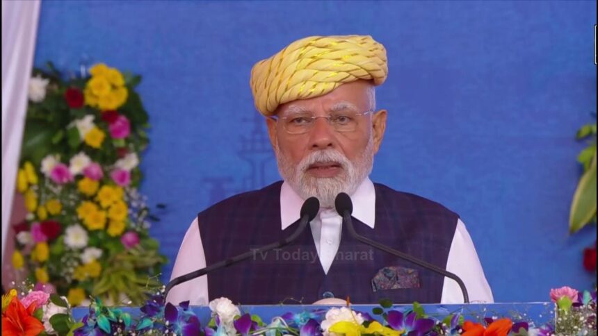 Prime Minister Narendra Modi addressing the public rally in Bhavnagar, Gujarat, emphasizing Atmanirbhar Bharat and warning against foreign dependence.