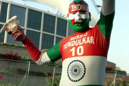 "Crowd outside Dubai Stadium chanting Jai Hind and Bharat Mata Ki Jai during India vs Pakistan Asia Cup 2025 Final"