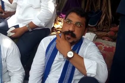 Azad Samaj Party chief Chandrashekhar Azad leading a protest with supporters at Bijnor collectorate against leopard attacks