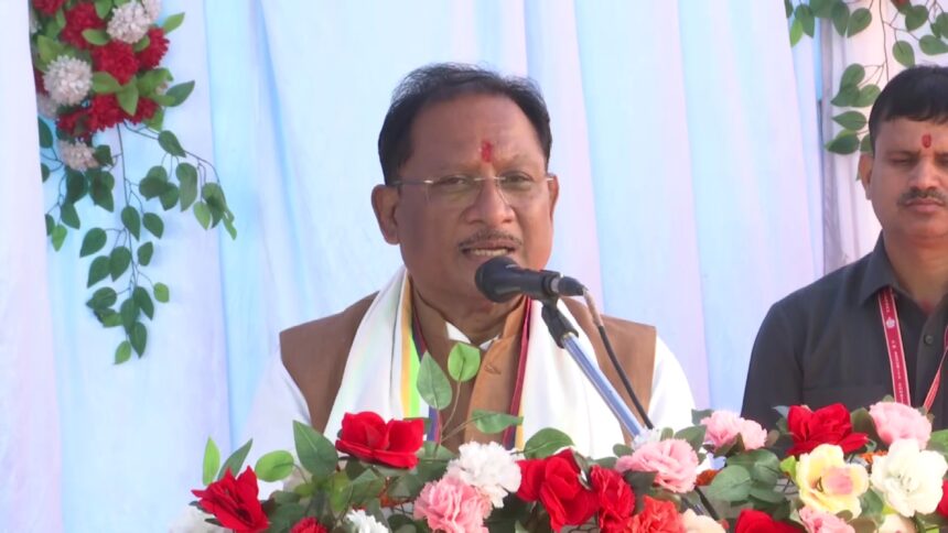 Chhattisgarh Chief Minister Vishnu Deo Sai performing rituals at Raneshwar Ramchandi Temple in Raigarh during the Pran Pratishtha Mahotsav, announcing ₹63 crore worth of development projects for the region.