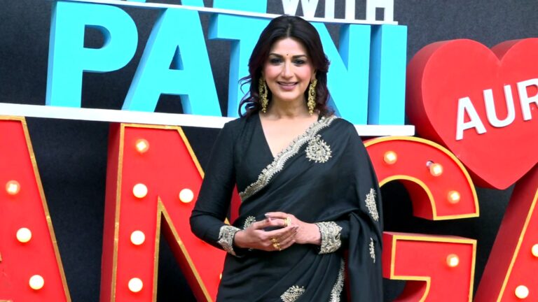 Sonali Bendre in elegant silk dress posing on the set of Pati Patni Aur Panga in Mumbai