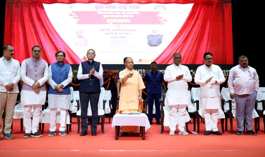 Distribution of sports kits to youth and women groups in Lucknow by public representatives