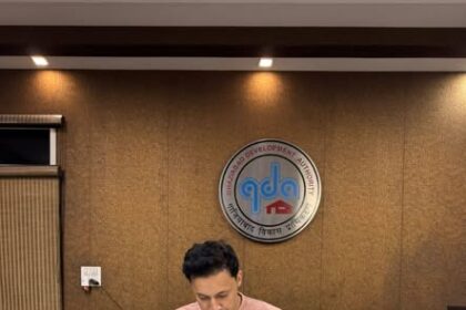 Nand Kishor Kalal taking charge as new Vice-Chairman of Ghaziabad Development Authority at GDA office