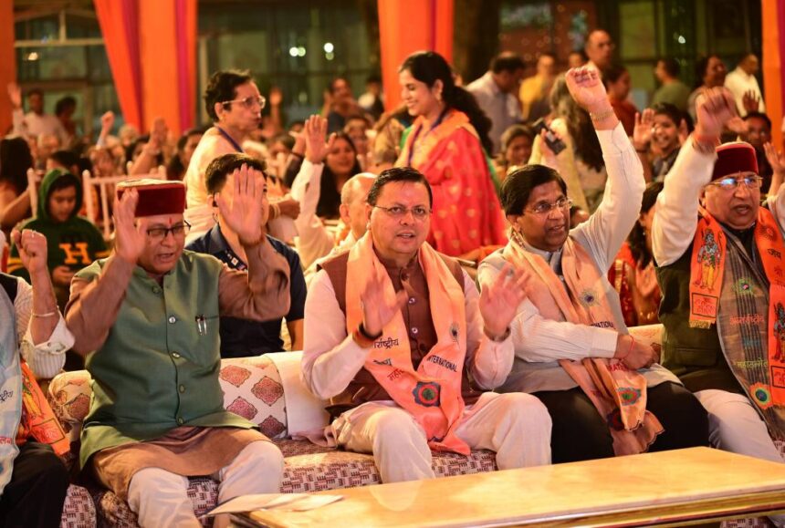 CM Pushkar Singh Dhami inaugurating Smart Class Studio at Rajiv Gandhi Navodaya Vidyalaya, Dehradun