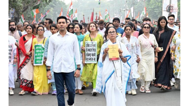 West Bengal voter list revision panic, border crowding and political tensions – November 2025