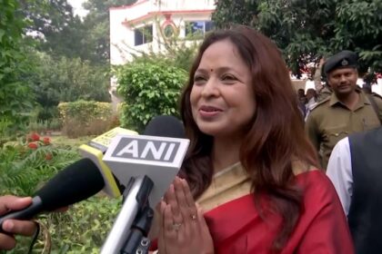 JDU leader Shalini Mishra speaking after her victory, reacting to Lalu family feud in Bihar