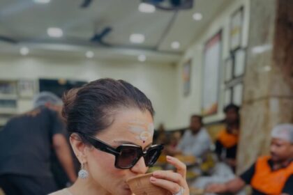 काशी में एक दिन भगवान शिव और माँ पार्वती की प्यारी नगरी