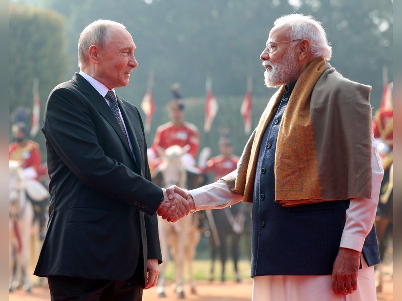 Vladimir Putin with Indian officials in New Delhi during December 2025 visit, reaffirming uninterrupted Russia–India energy partnership and crude oil supply assurance