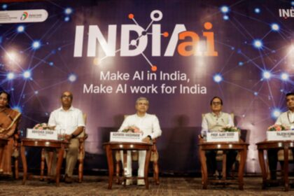 IndiaAI Mission के तहत भारत का AI इंफ्रास्ट्रक्चर – 10,300 करोड़ रुपये का बजट, 38,000 GPU तैनाती, डिजिटल इंडिया और आर्टिफिशियल इंटेलिजेंस के नए युग का प्रतीक