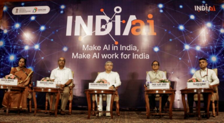 IndiaAI Mission के तहत भारत का AI इंफ्रास्ट्रक्चर – 10,300 करोड़ रुपये का बजट, 38,000 GPU तैनाती, डिजिटल इंडिया और आर्टिफिशियल इंटेलिजेंस के नए युग का प्रतीक