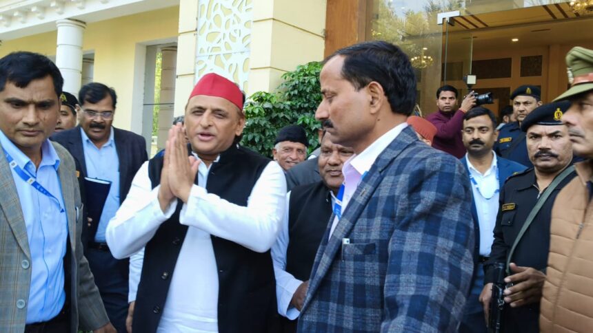 Akhilesh Yadav addressing media in Saharanpur, criticizing BJP’s emotional politics