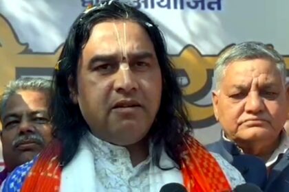 Acharya Devkinandan Thakur flags off VHP Shaurya Yatra in Mathura during a large cultural gathering.