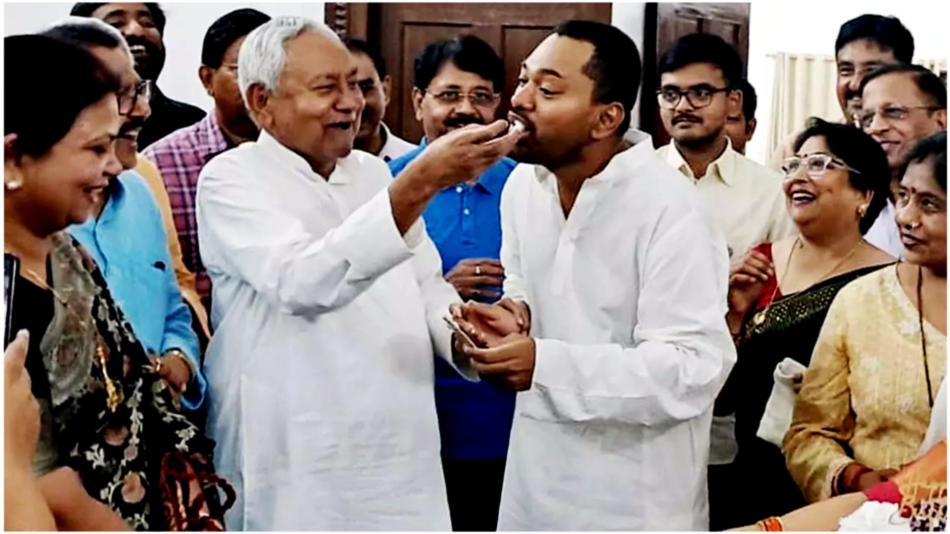 Nitish Kumar with JDU leaders as party workers discuss possible political entry of his son Nishant Kumar in Bihar