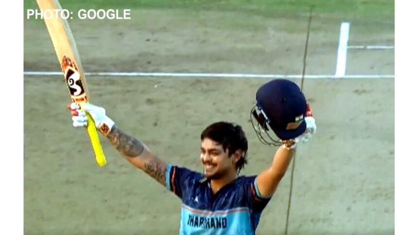 Jharkhand team celebrating maiden Syed Mushtaq Ali Trophy title after defeating Haryana, with captain Ishan Kishan lifting the trophy.