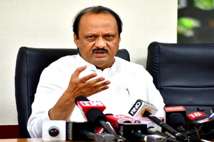 Ajit Pawar plane crash ‘Baramati airport के पास Learjet 45 क्रैश साइट पर दमकल और राहत-बचाव कार्य’