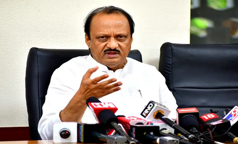 Ajit Pawar plane crash ‘Baramati airport के पास Learjet 45 क्रैश साइट पर दमकल और राहत-बचाव कार्य’
