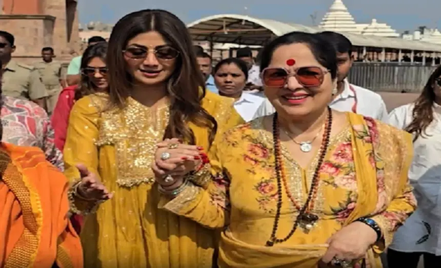 Shilpa Shetty offering prayers at Jagannath Temple Puri on Makar Sankranti