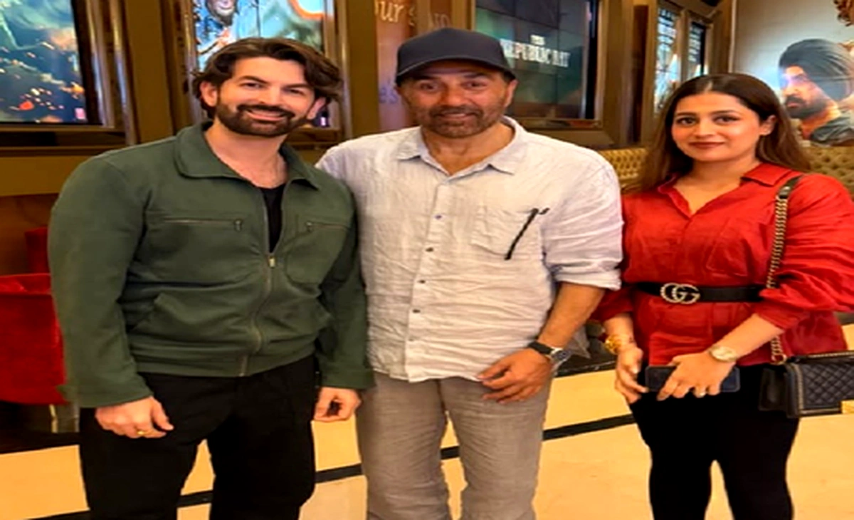 Neil Nitin Mukesh applauds the Border 2 film team, highlighting pride, honour, and the spirit of patriotism.