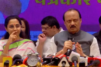 BJP supporters celebrating as early trends show BJP leading in Pune Municipal Corporation elections, reflecting changing political dynamics in Maharashtra civic polls.