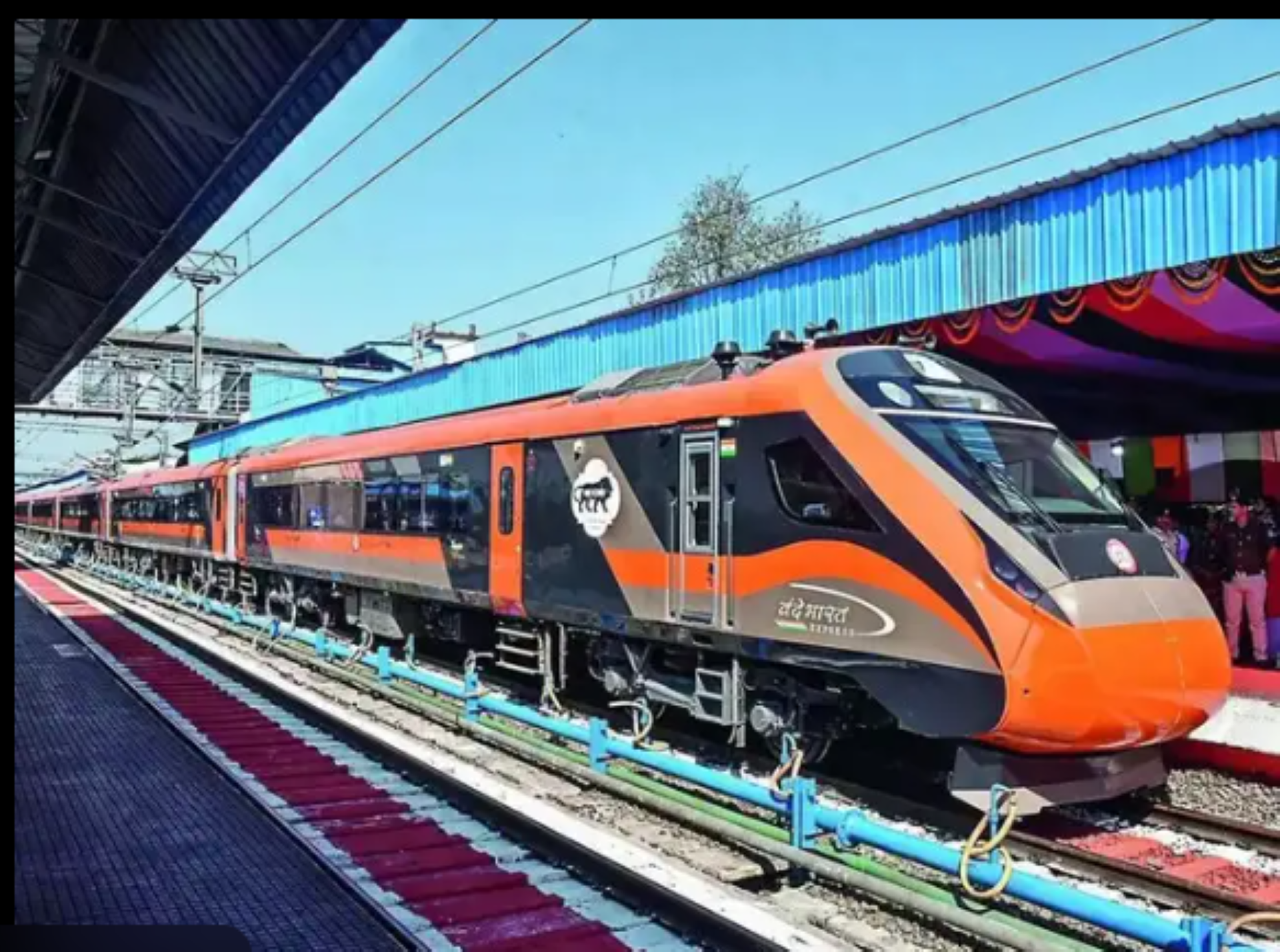 Vande Bharat Sleeper Train during high-speed trial showcasing modern design, advanced safety features and sleeper coaches for long-distance travel