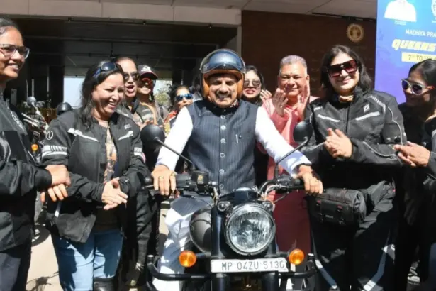 Queens on the Wheels Bike Tour