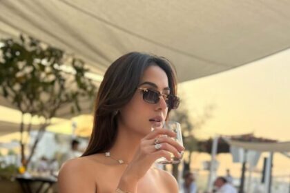 Sonal Chauhan Glamorous Look: ग्लैमरस लुक में नजर आईं सोनल, फैंस बोले “ब्यूटी विद स्टाइल!