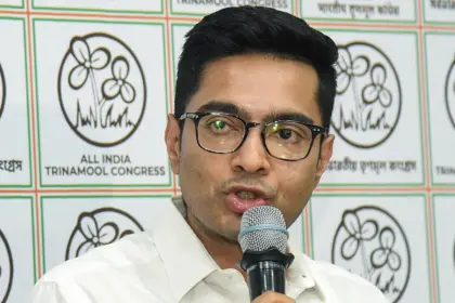 Abhishek Banerjee Attack: TMC MP Abhishek Banerjee surrounded by supporters amid political tension following the alleged Attack.