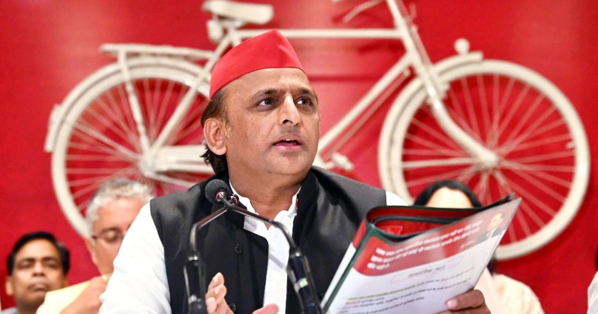 Akhilesh Yadav Ram Mandir: Samajwadi Party chief Akhilesh Yadav raising questions over Ram Mandir donation transparency during a political statement.