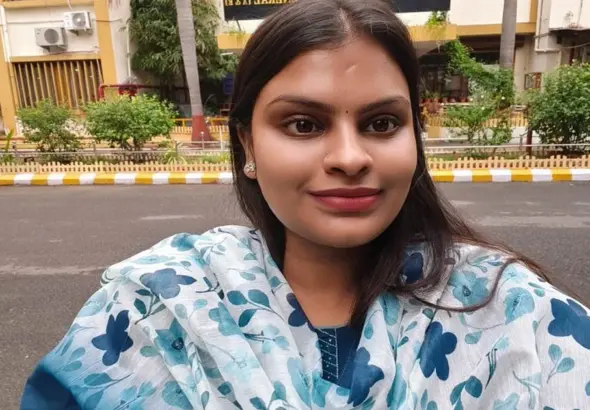 Competitive Exam Success Story: Charu Pandey from Chhattisgarh who cleared 19 competitive exams including SSC, IBPS, SBI and RRB, inspiring thousands of government job aspirants across India.