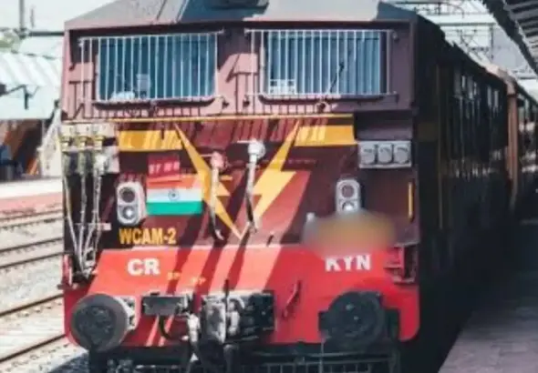 Delhi Bihar Superfast Express: Delhi Bihar Superfast Express train running between Chhapra and Anand Vihar Terminal, providing improved rail connectivity and faster travel for passengers between Bihar and Delhi.