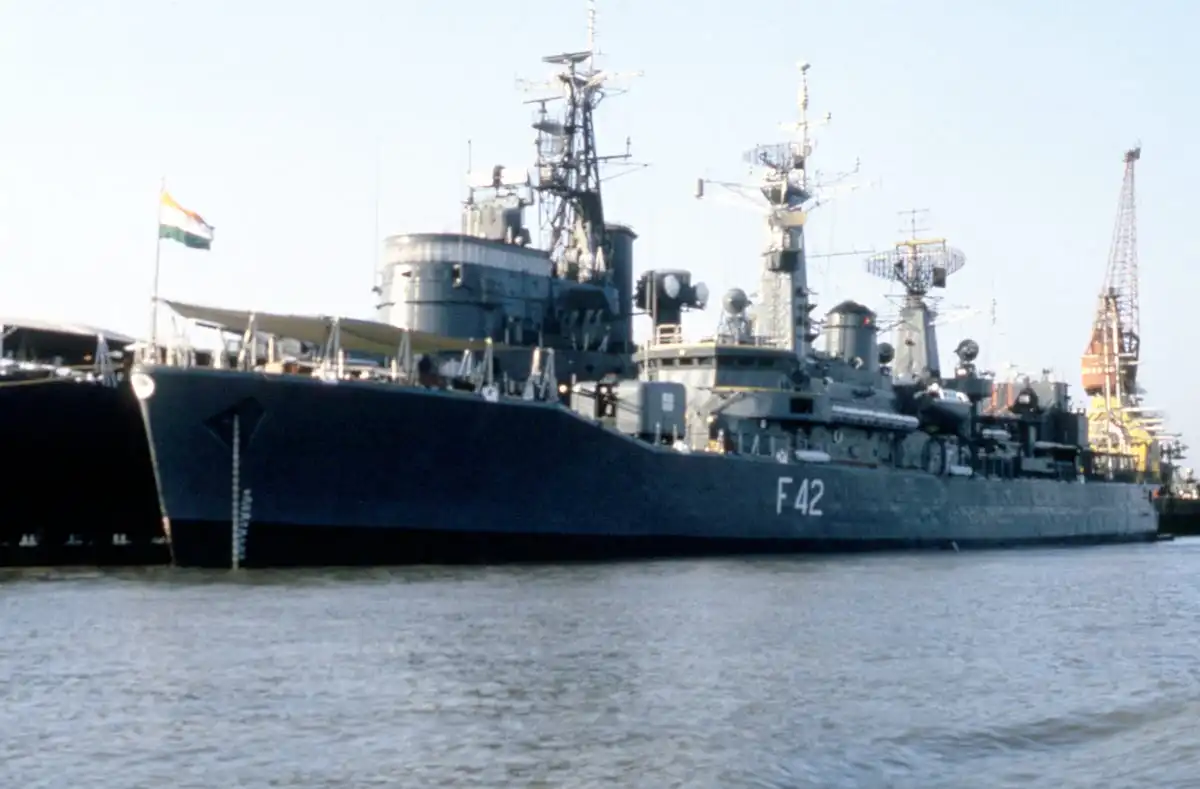 Operation Flowers Are Blooming: Indian Navy warship and Seychelles leadership symbolizing Operation Flowers Are Blooming during the 1986 coup prevention mission.