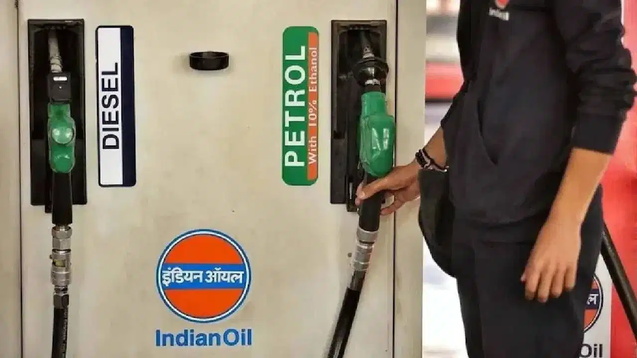 Petrol Diesel Price Cut : Petrol and diesel price board at a fuel station in India as the government signals a possible decline.