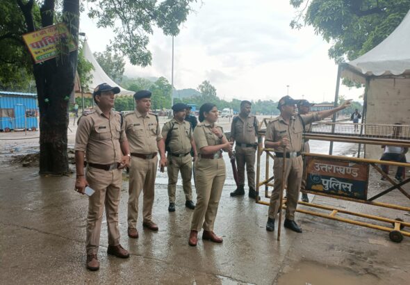 Haridwar Kanwar Mela Traffic Plain: Police managing vehicles and Kanwariyas under the new traffic plan and route diversion.