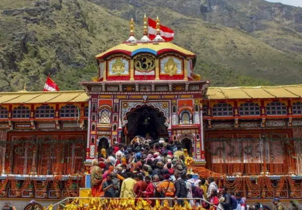 Badrinath Temple donation controversy as BKTC investigates alleged donation irregularities and examines CCTV footage