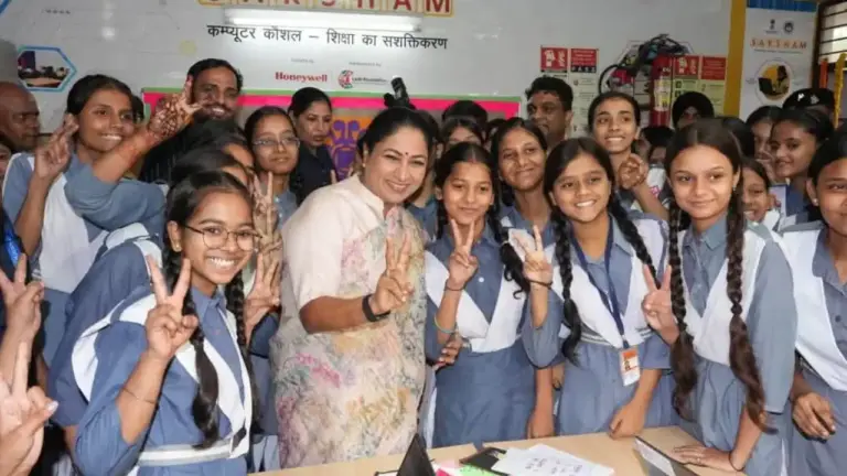 STEM Lab: CM Rekha Gupta inaugurates AI smart toilets, STEM Innovation Lab and digital classrooms in Delhi Government Schools under Saksham initiative.