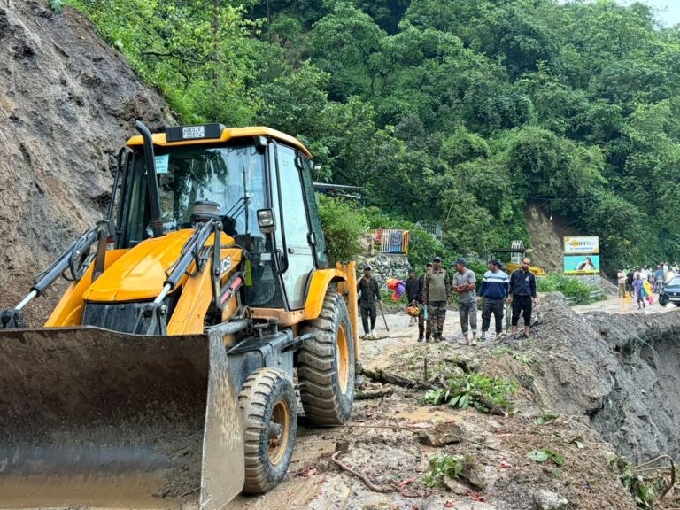 Mussoorie Road Update: Traffic moving on the Dehradun-Mussoorie road after landslide clearance as authorities impose night travel restrictions.