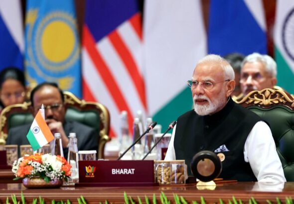 BRICS Summit 2026 में समुद्री सुरक्षा और नाविक इमरजेंसी सपोर्ट नेटवर्क का प्रस्ताव रखते प्रधानमंत्री नरेंद्र मोदी