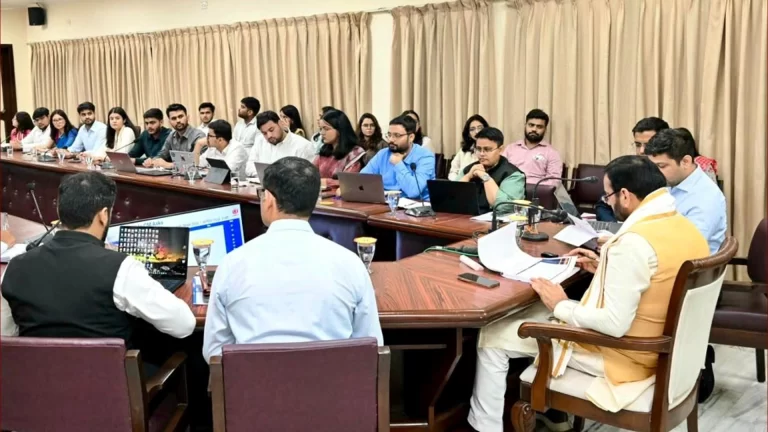 Haryana Development:विकसित भारत वित्त सम्मेलन में शामिल हरियाणा के मुख्यमंत्री नायब सिंह सैनी और हरियाणा की विकास योजनाएं