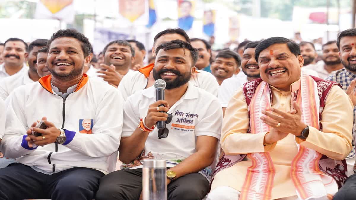 Seva Sankalp Bike Yatra riders during their journey in Madhya Pradesh