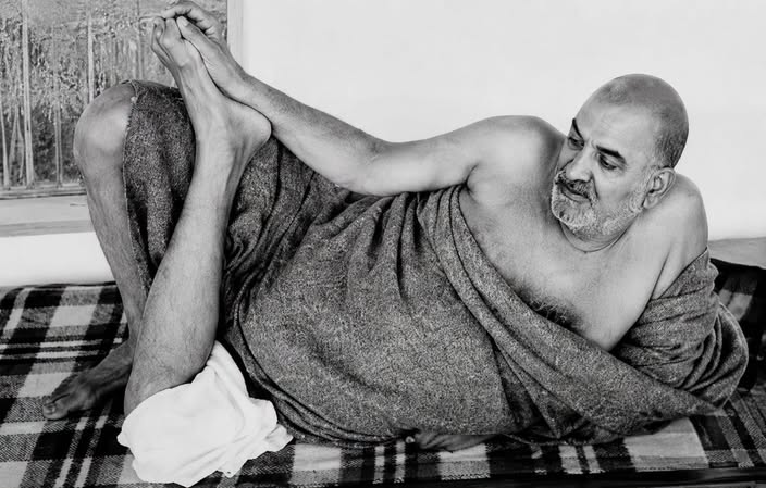 Neem Karoli Baba and the spiritual places associated with his journey across India