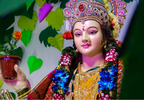 Maa Brahmacharini Puja 2026: नवरात्रि के दूसरे दिन मां ब्रह्मचारिणी की पूजा का विशेष धार्मिक महत्व माना जाता है।
