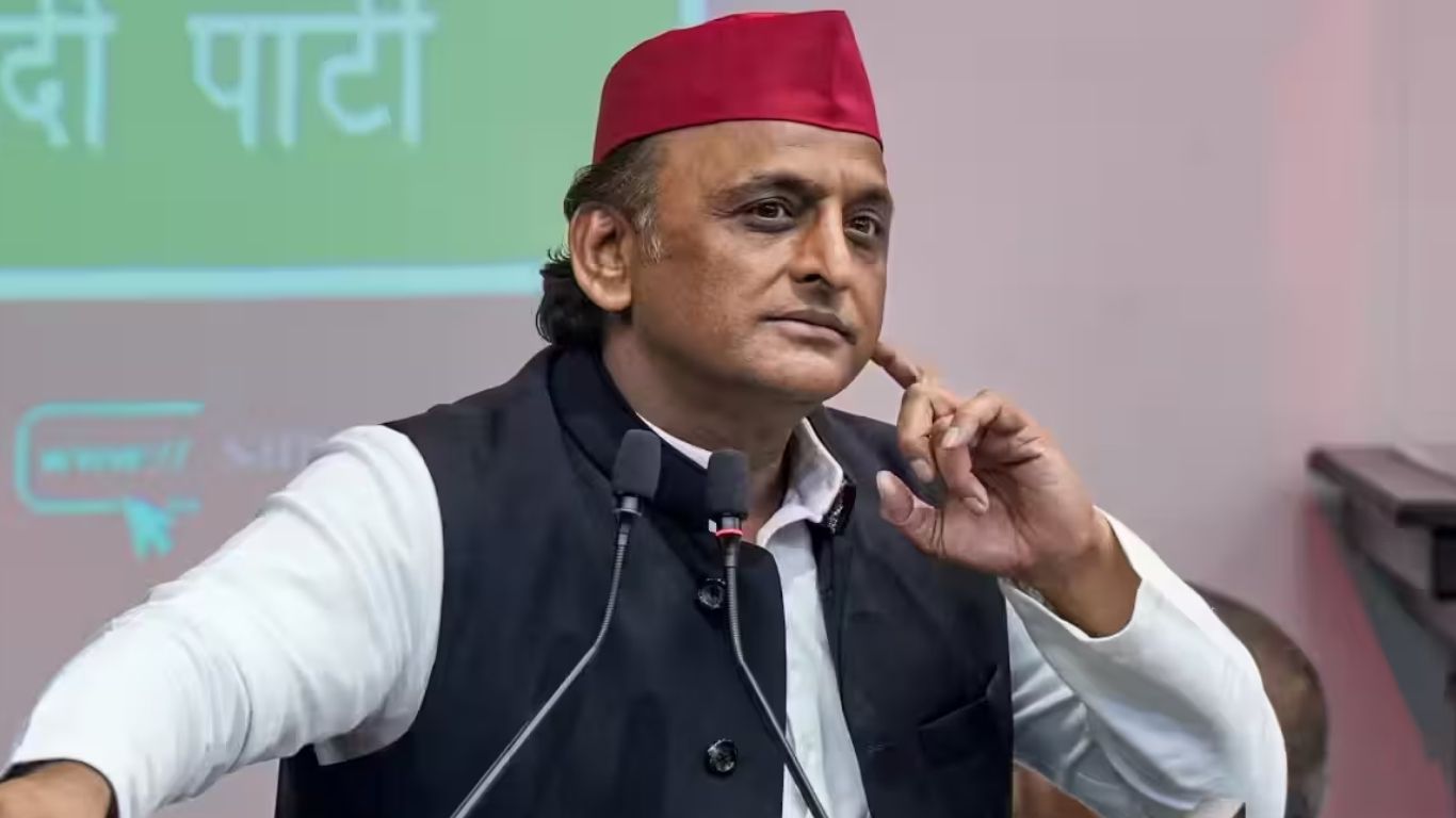 Akhilesh Yadav SIR Controversy