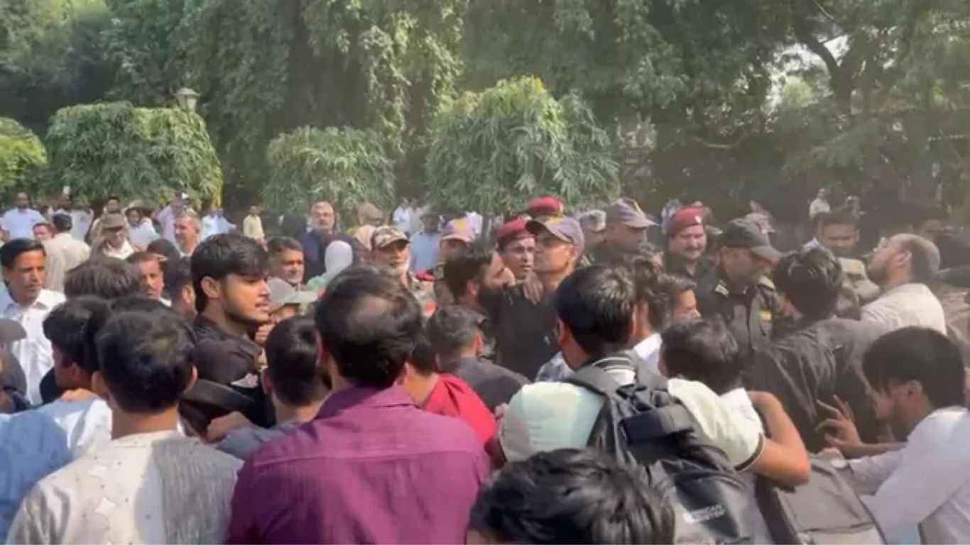 Jamia Millia Islamia Clash