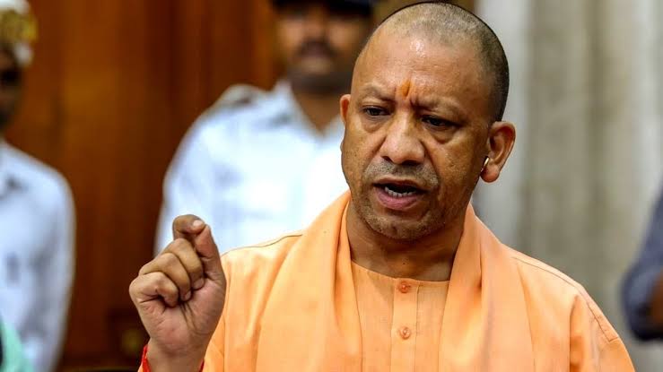 Yogi Adityanath flags off 87 hi-tech interceptor vehicles in Lucknow